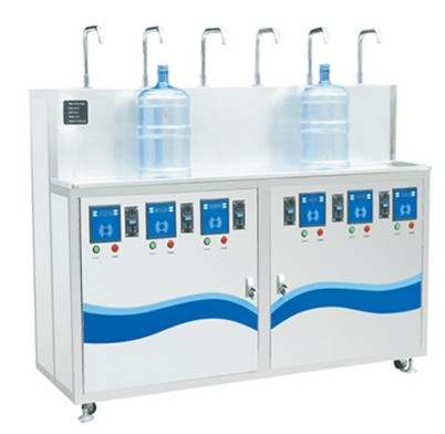 Community self-serve refill station